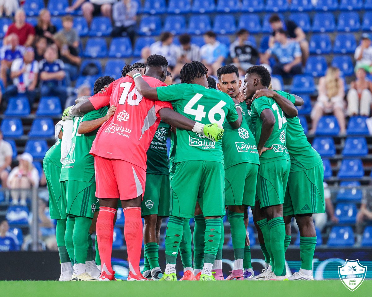 مباراة اليوم كشفت العديد من نقاط الضعف في أدوات الفريق، مما يؤكد الحاجة الملحة للتدعيم قبل انطلاق موسم مزدحم سيشهد مشاركة الأهلي في عدة بطولات.

اللقاءات الودية تعكس بوضوح ما يتحدث عنه الجميع: الفريق بحاجة لصفقات سوبر تُعزز حظوظه في المنافسات المقبلة.