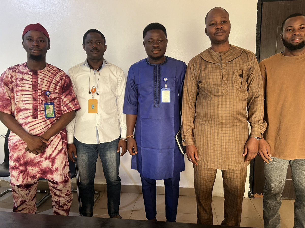 _LEKKYJOE's tweet image. Earlier today, Myself and The senate president @AyoolaAfeni of the Student Representative Assembly paid a courtesy visit to the Ogun State Regional Headquarter of the Ibadan Electricity Distribution Company (IBEDC).
We were warmly received by Mr. Ayodeji Bada, the Regional…
