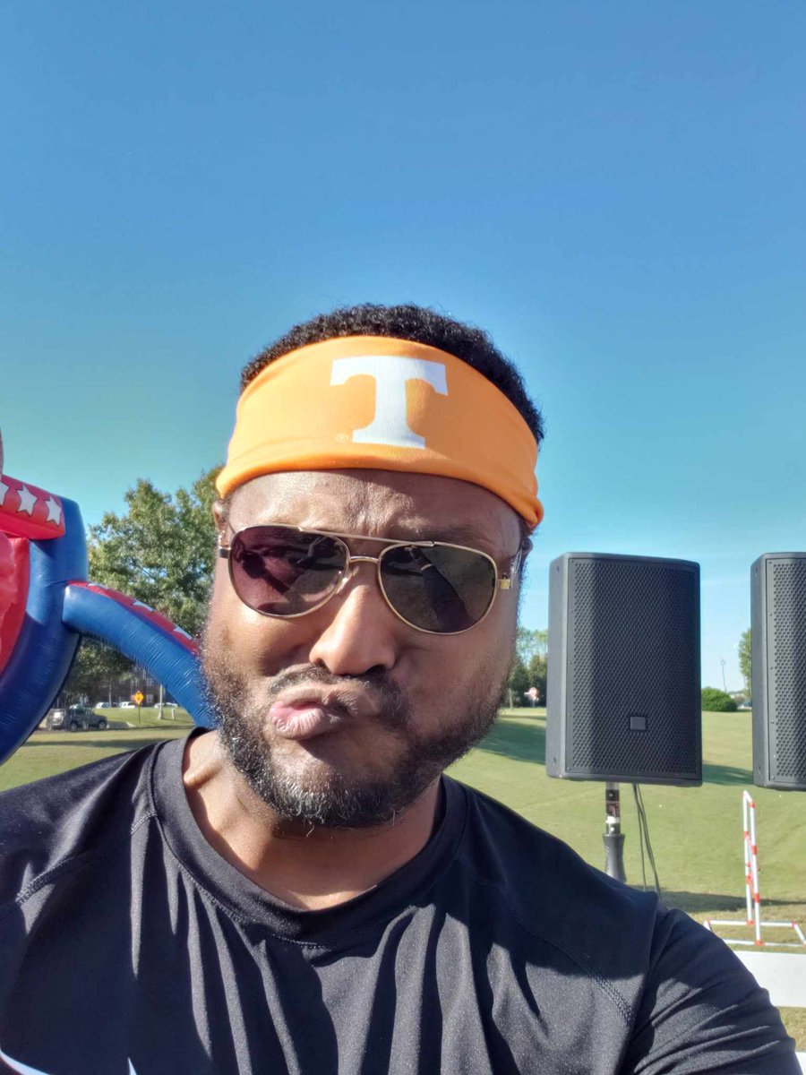 POV from your phone, you wondering why it's not August 30th yet?? 🏈🍊

#DJSterlThePearl #SterlThePearl #UTVols #Kickoff #Vols #GBO #VFL #GoVols