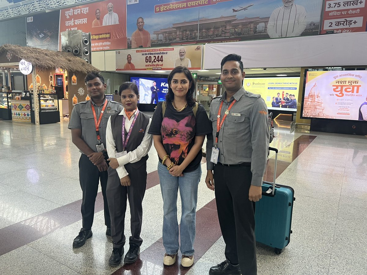 Srishti (@srishti__jain) on Twitter photo Thankyou to the amazing staff of <a href="/AkasaAir/">Akasa Air</a> for their prompt assistance! Thankyou to the amazing staff of <a href="/AkasaAir/">Akasa Air</a> for their prompt assistance!