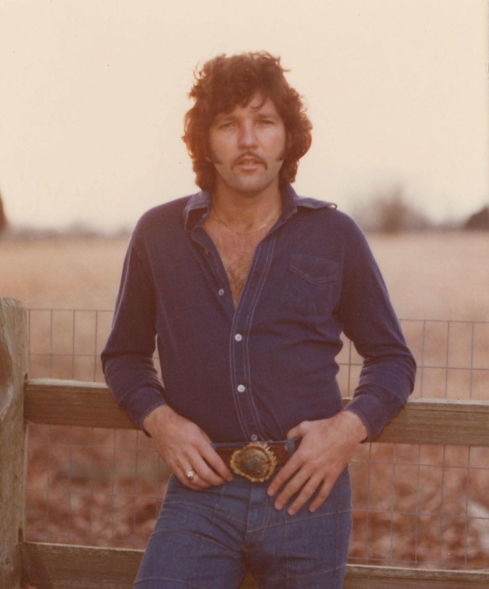 GroverWindham's tweet image. Happy Birthday to the Great #TonyJoeWhite he's been dead as hell for yrs and still cooler that 95% of the artist out there today