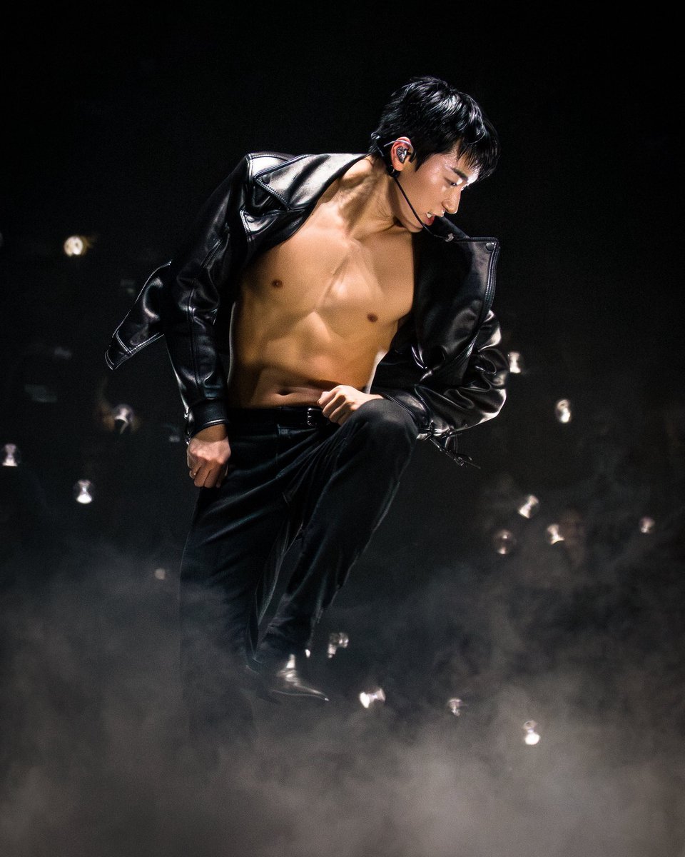 gowo0saniii's tweet image. WHAT THE FUCK IS THIS 4K ULTRA HIGH DEFINITION???