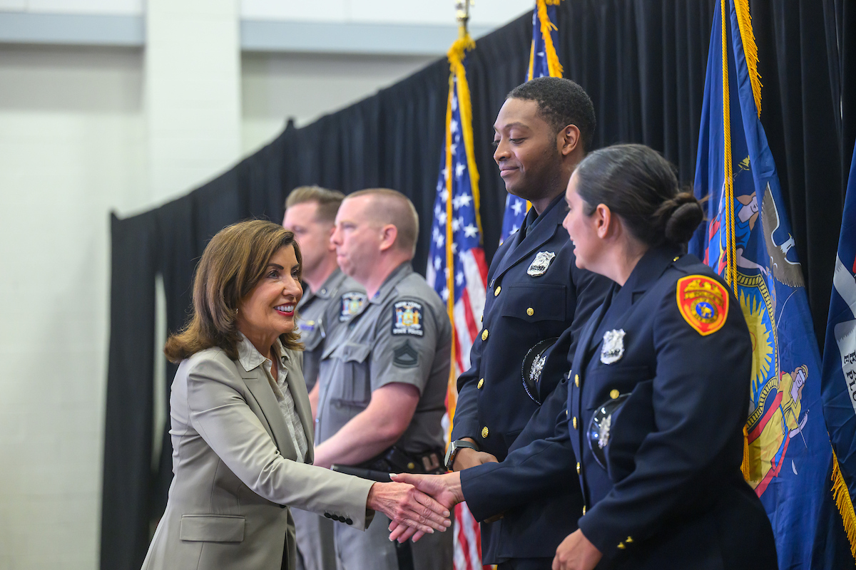 Governor Kathy Hochul tweet media