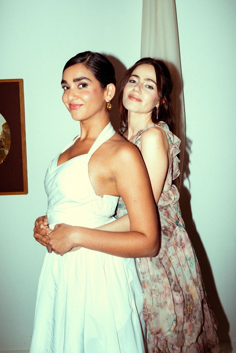 bestofmollyg's tweet image. Molly Gordon and Geraldine Viswanathan before last night’s #OhHiMovie screening!
📸: Vogue