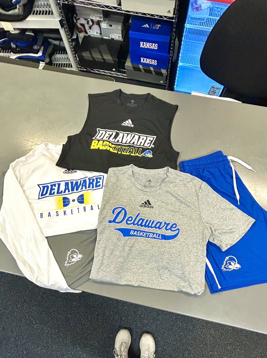DelawareEQ's tweet image. Summer hoops means it’s time for new gear! We’re excited to have @DelawareMBB on campus for summer training 🏀
#TeamBehindTheTeam #DelawareEQ #GoHens