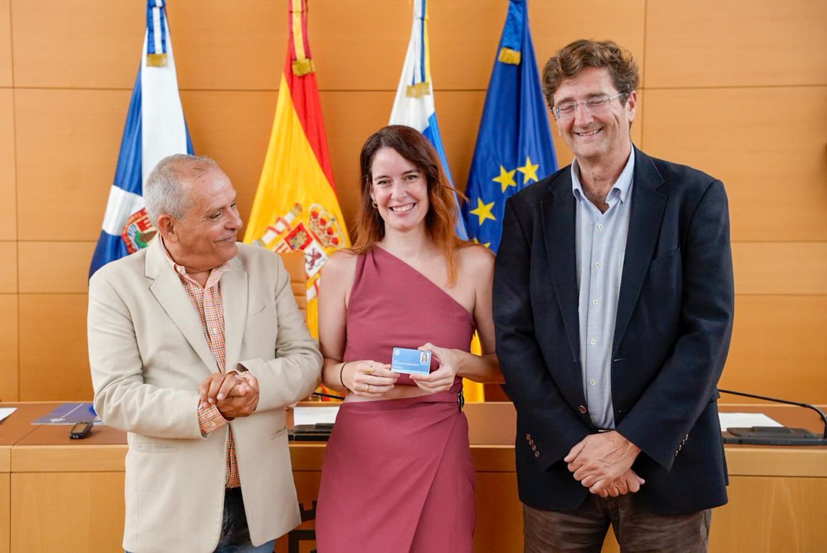 Artesanía Tenerife (@artesaniatfe) on Twitter photo 🗣✨️ Acto de entrega carnet nuevos artesanos/as de Tenerife <a href="/CabildoTenerife/">Cabildo de Tenerife</a>
👏👏👏Bienvenidos a la gran familia <a href="/Artesaniatfe/">Artesanía Tenerife</a> #Artesanía de #Tenerife ‼️ 🗣✨️ Acto de entrega carnet nuevos artesanos/as de Tenerife <a href="/CabildoTenerife/">Cabildo de Tenerife</a>
👏👏👏Bienvenidos a la gran familia <a href="/Artesaniatfe/">Artesanía Tenerife</a> #Artesanía de #Tenerife ‼️