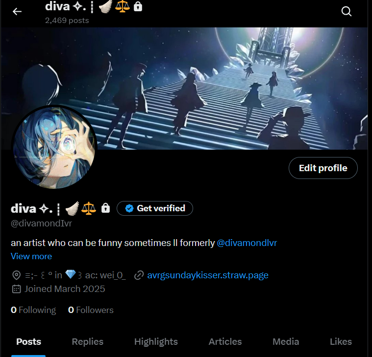 divamondIvr's tweet image. BREAKING NEWS 📢: Hyvtwt pillar @divamondIvr caught changing her bio after 6 months of being a funny artist, now developed to a hating director in the IPC.
