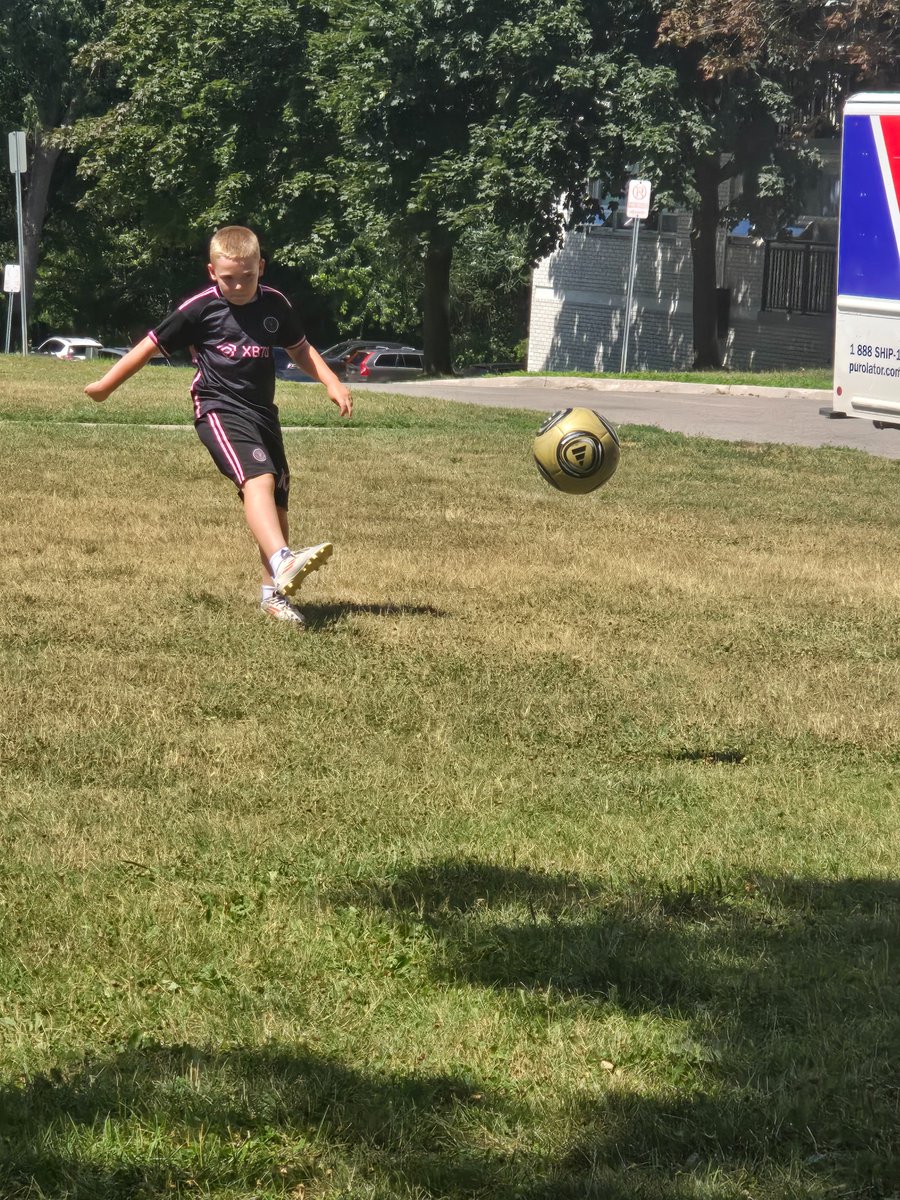 LizzyannRobins1's tweet image. Soccer ⚽️ fun 😁 grandma&apos;s boy 🩵🩵💙