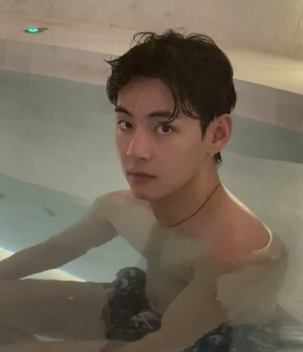 dilfythv's tweet image. THE FACE                          THE BODY