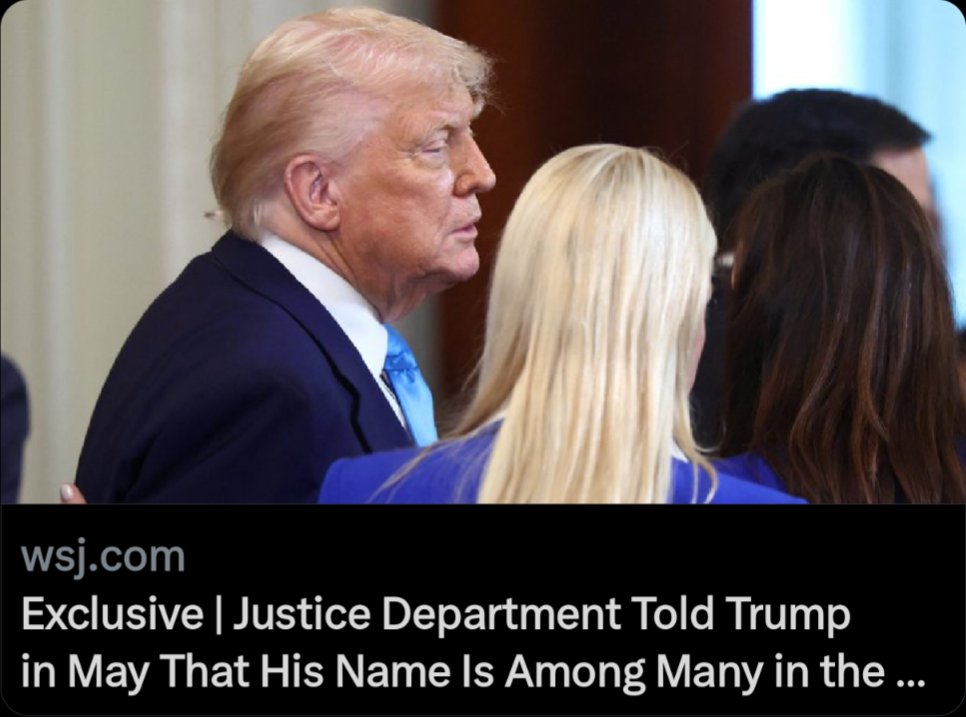 ForBarnet's tweet image. Justice Department Told Trump in May That His Name Is Among Many in the Epstein Files 🤔
Bondi also told president at the meeting that Justice decided to not release more Jeffrey Epstein documents because of the presence of child pornography and the need to protect victims.

When…