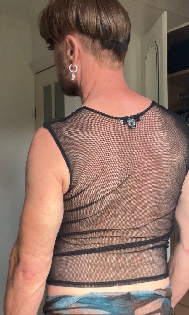 EcstaticTo56326's tweet photo. Have not worn this in years. I think it’s time to retire this outfit!! My burning man days are over! https://t.co/q8amfUhzLj