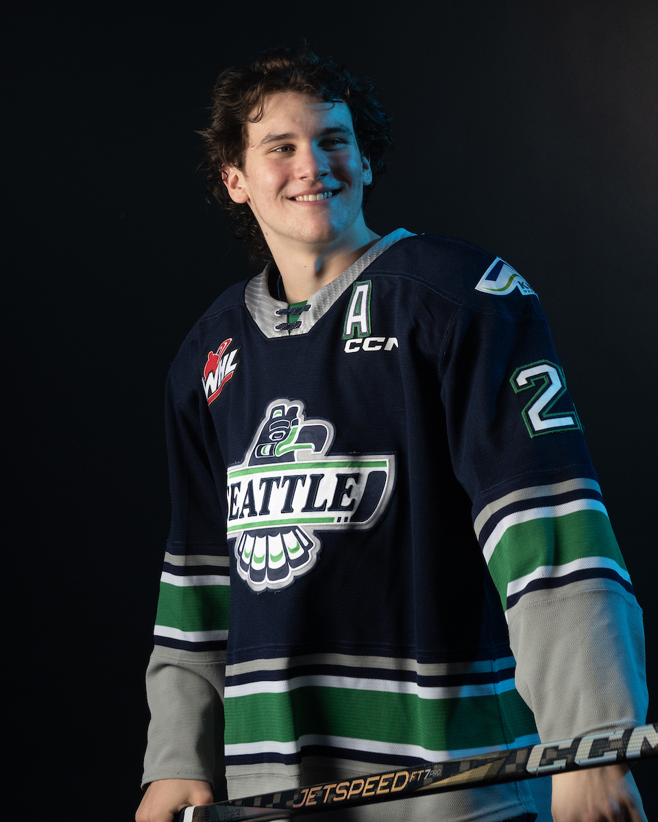 SeattleTbirds's tweet image. Love to sea that Simon Lovsin is one of the hockey school instructors this summer😁
There is still time to register bit.ly/42CKAbs
📸 @BrianLiesse