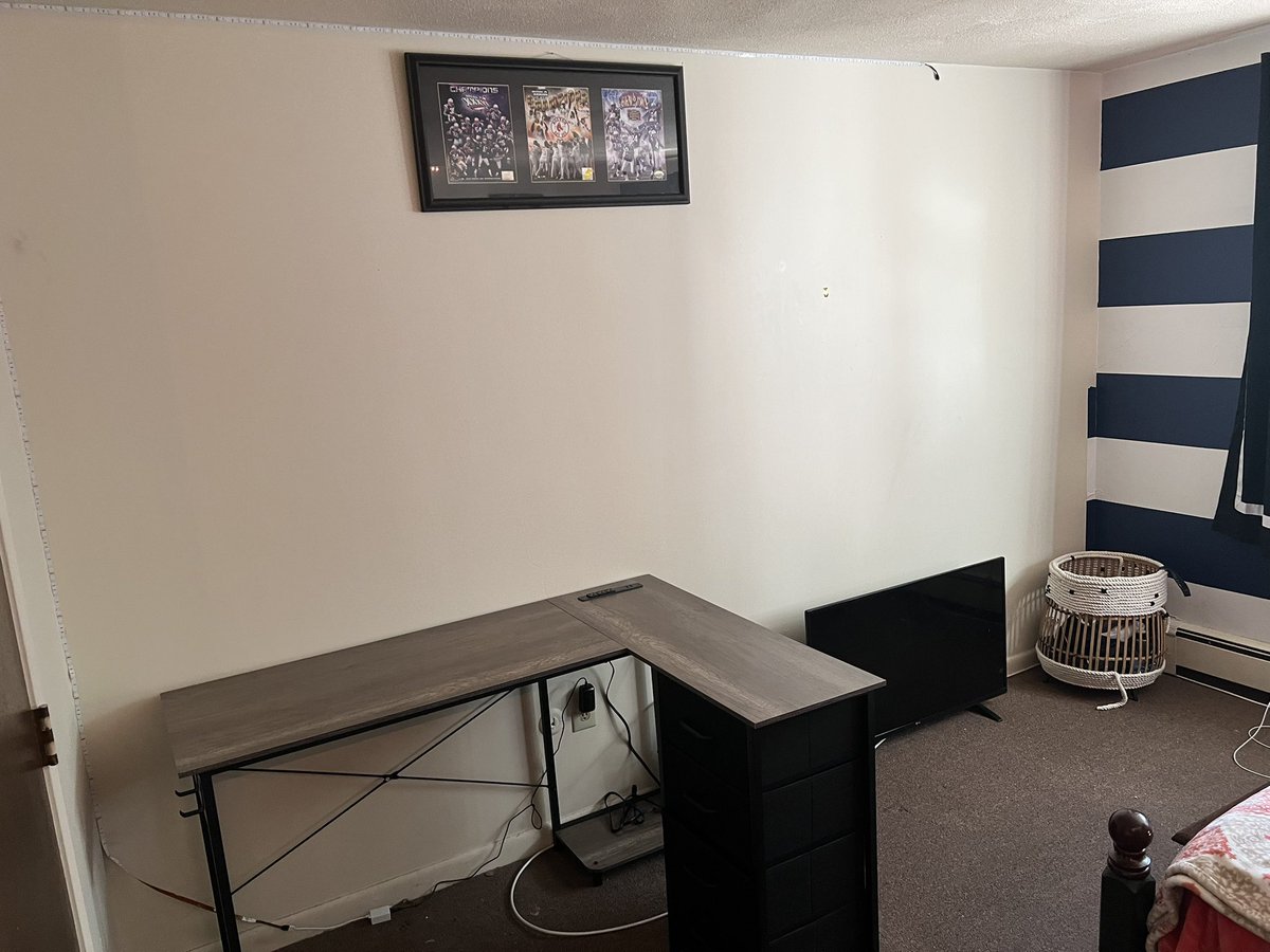 ItsPlayful_'s tweet image. The start
I’ll update yall when it’s finished 🙏. Gotta buy a pc this week and some monitors, but hoping to be live Friday? 👀