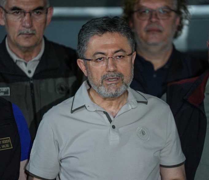 Tarım ve orman bakanı İbrahim Yumaklı

İstifa etsin diyenler buradamı ?