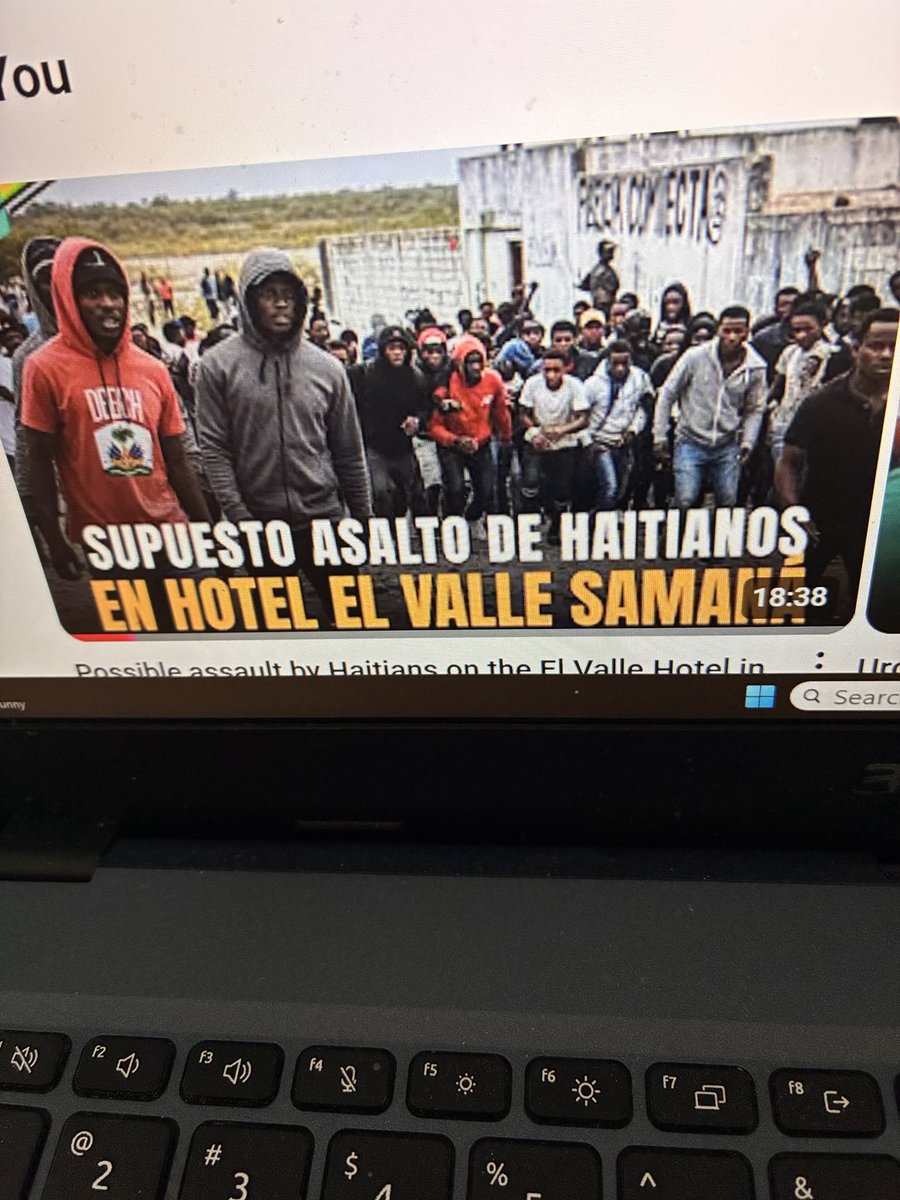 AuroraSaldana1's tweet image. 3 HAITIANOS penetraron en horario de trabajo,al hotel Dominican tree house en el valle Samana. Fueron detenidos por personal de seguridad,resultando un piti herido. Hay BANDAS HAITIANAS o todavía no? ⁦@luisabinader⁩ ⁦@TurismoRD⁩ ⁦@DavidColladoM⁩