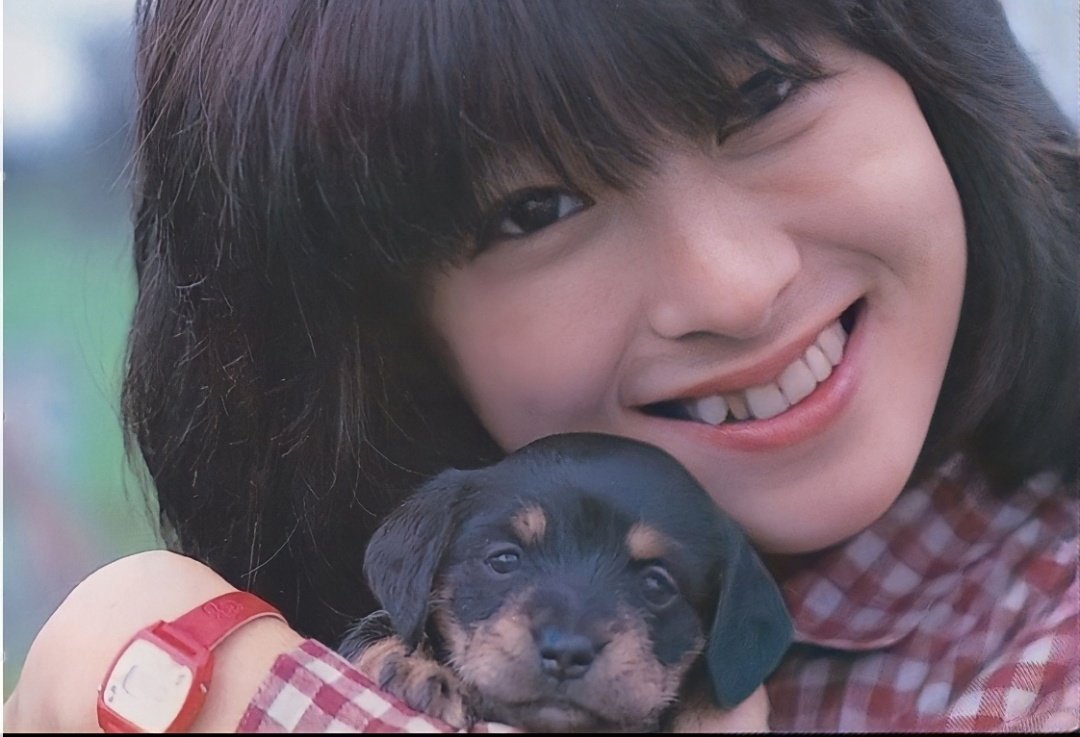 Mi__Ke00's tweet image. 今日、7月24日は河合奈保子さんのお誕生日です✨✨
心に響く唄声と素敵な音楽♪
沢山の感動が思い出の中にあります。
また、逢える日を夢見て💭
いつまでも奈保子さんが大好きです🤍
お誕生日✨おめでとう〜🎉🎉
🎼十六夜物語🎶
youtu.be/tErvY9D91b8?si…