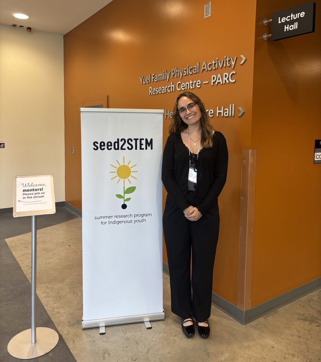 GenomeBC's tweet image. On July 21, Sarah Chapman joined the #seed2STEM Career Roundtable at @ICORD_SCI , connecting Indigenous high school students with STEM pros. Students explored career paths, asked big questions &amp;amp; got inspired about their future in science! 🌱🔬
#GenomicsInBC #STEMCareers