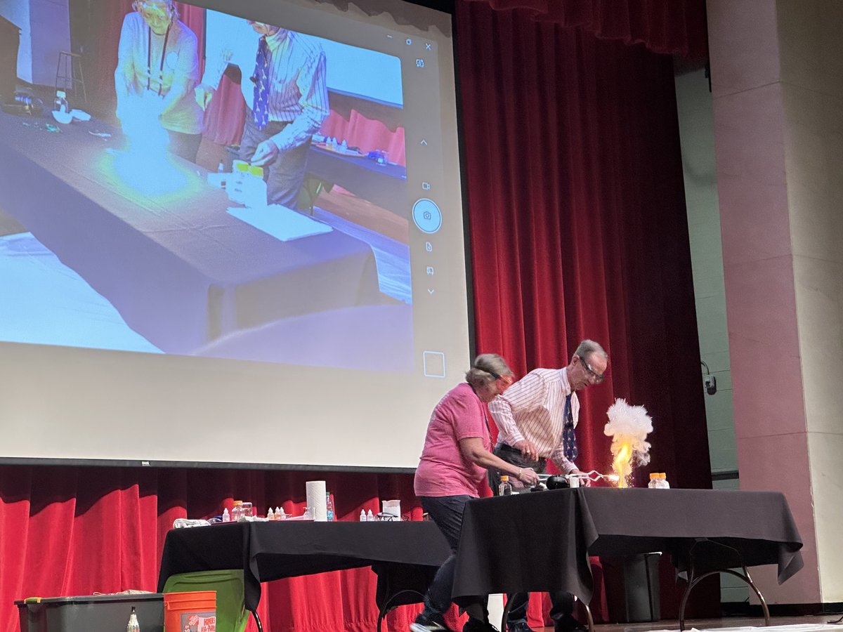 Between the powerful plenary on educating indigenous chemistry students, to the wonderful <a href="/nationalmoleday/">Mole Day</a> breakfast, to the explosive Reg Friesen lecture on rocketry🚀, day 3 and 4 of #ChemEd2025 have been amazing!
See you tonight at the MOLEDOWN🤠in  Friedhoff  from  6-8pm!
