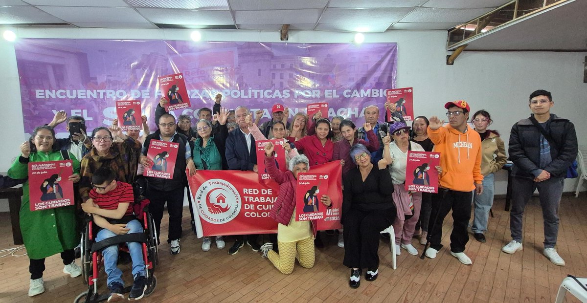 RedCuidadorasCo's tweet image. 📢Desde la RED en Soacha, decimos fuerte y claro: ¡Una buena formación es un paso más hacia la formalización del trabajo de cuidados! 👏⚖️ Porque #CuidarEsTrabajo 💜