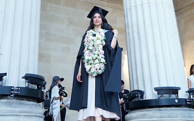 UCL_Energy's tweet image. From @ucl to the @Bahraini_PMO.

@amnaalaseeri studied smart energy systems at the @UCL_Energy and now leads national sustainability projects back home.

Read her story: ucl.ac.uk/bartlett/envir…

#UCLAlumni #SmartEnergy #WomenInEnergy #BuiltEnvironment #TheBartlettUCL