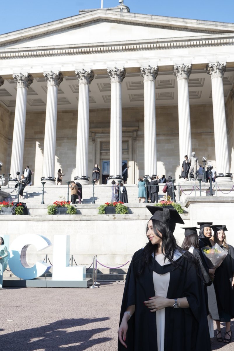 UCL_Energy's tweet image. From @ucl to the @Bahraini_PMO.

@amnaalaseeri studied smart energy systems at the @UCL_Energy and now leads national sustainability projects back home.

Read her story: ucl.ac.uk/bartlett/envir…

#UCLAlumni #SmartEnergy #WomenInEnergy #BuiltEnvironment #TheBartlettUCL