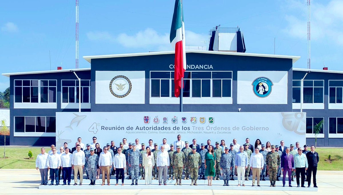 Jorge Jiménez Lona (@jorgelona1) on Twitter photo En <a href="/gobgente/">Gobierno de la Gente</a>, la seguridad es prioridad que construimos en equipo.
Hoy en Tepic participamos con nuestra Gobernadora <a href="/LibiaDennise/">Libia Dennise</a>, en la 4ª Reunión de Autoridades en Materia de Seguridad. Así fortalecemos la coordinación, para construir tranquilidad compartida en toda la región. En <a href="/gobgente/">Gobierno de la Gente</a>, la seguridad es prioridad que construimos en equipo.
Hoy en Tepic participamos con nuestra Gobernadora <a href="/LibiaDennise/">Libia Dennise</a>, en la 4ª Reunión de Autoridades en Materia de Seguridad. Así fortalecemos la coordinación, para construir tranquilidad compartida en toda la región.