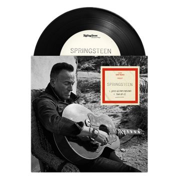 Joe_Roberts's tweet image. New German Rolling Stone comes with a 7” single with Late In The Evening and Two Of Us.
#CollectingBruce @springsteen