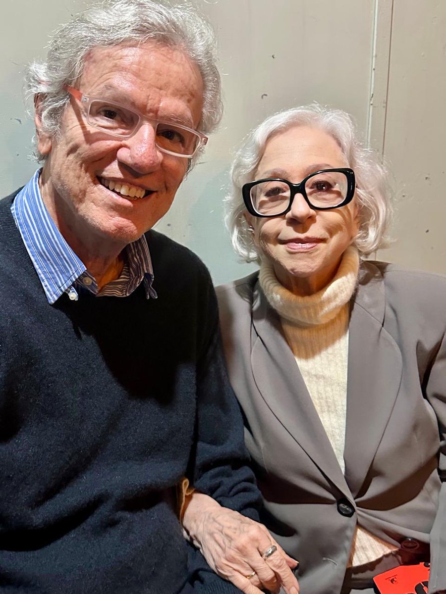 No sábado e no domingo estarei no Rio de Janeiro para assistir Fernanda Montenegro em “Nelson Rodrigues por ele mesmo” e “Simone de Beauvoir”.