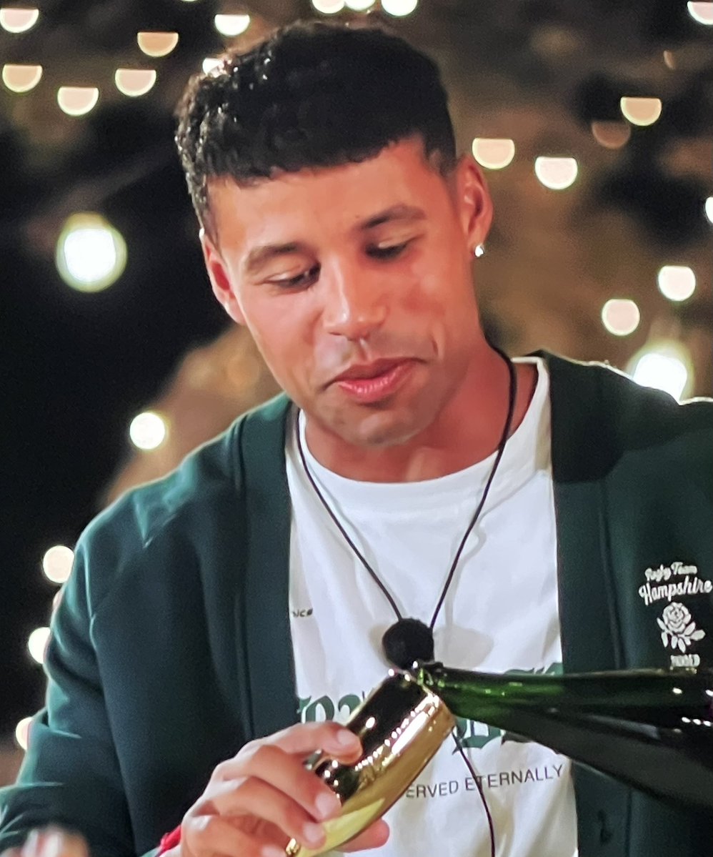 TheRealGSR_7's tweet image. Gone from victim mentality tears over Shakira to “I was lowkey thinking about you a lot” to Meghan within 60 seconds is insane 🥲😭🥲😭🥲 #LoveIslandUK #LoveIsland