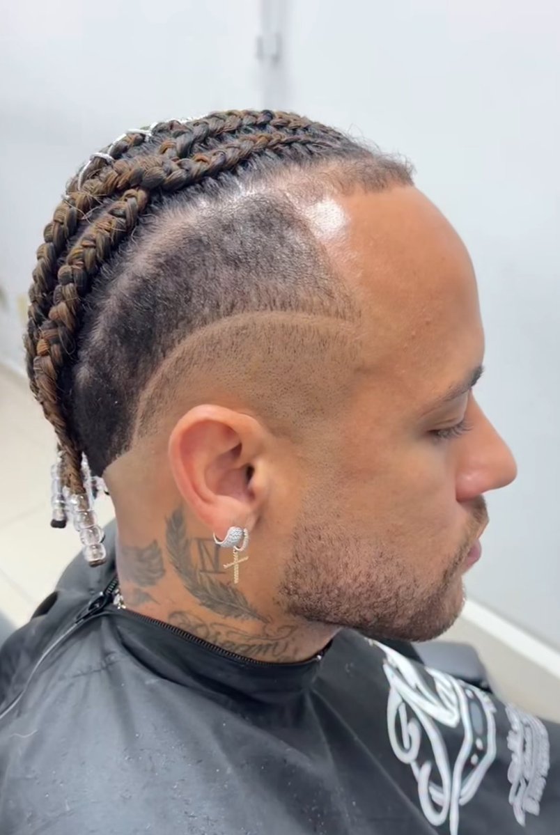 goleadadazoeira's tweet image. Como ficou meu corte, porque tive vergonha de pedir pro barbeiro parar de tirar