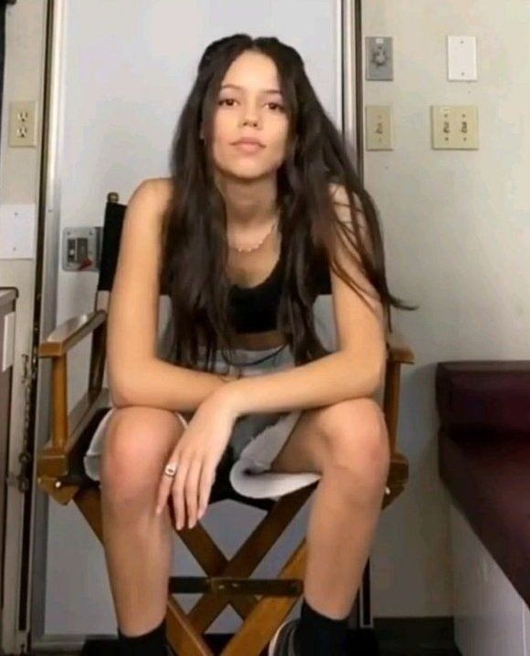 jenssambas's tweet image. anyway I miss her