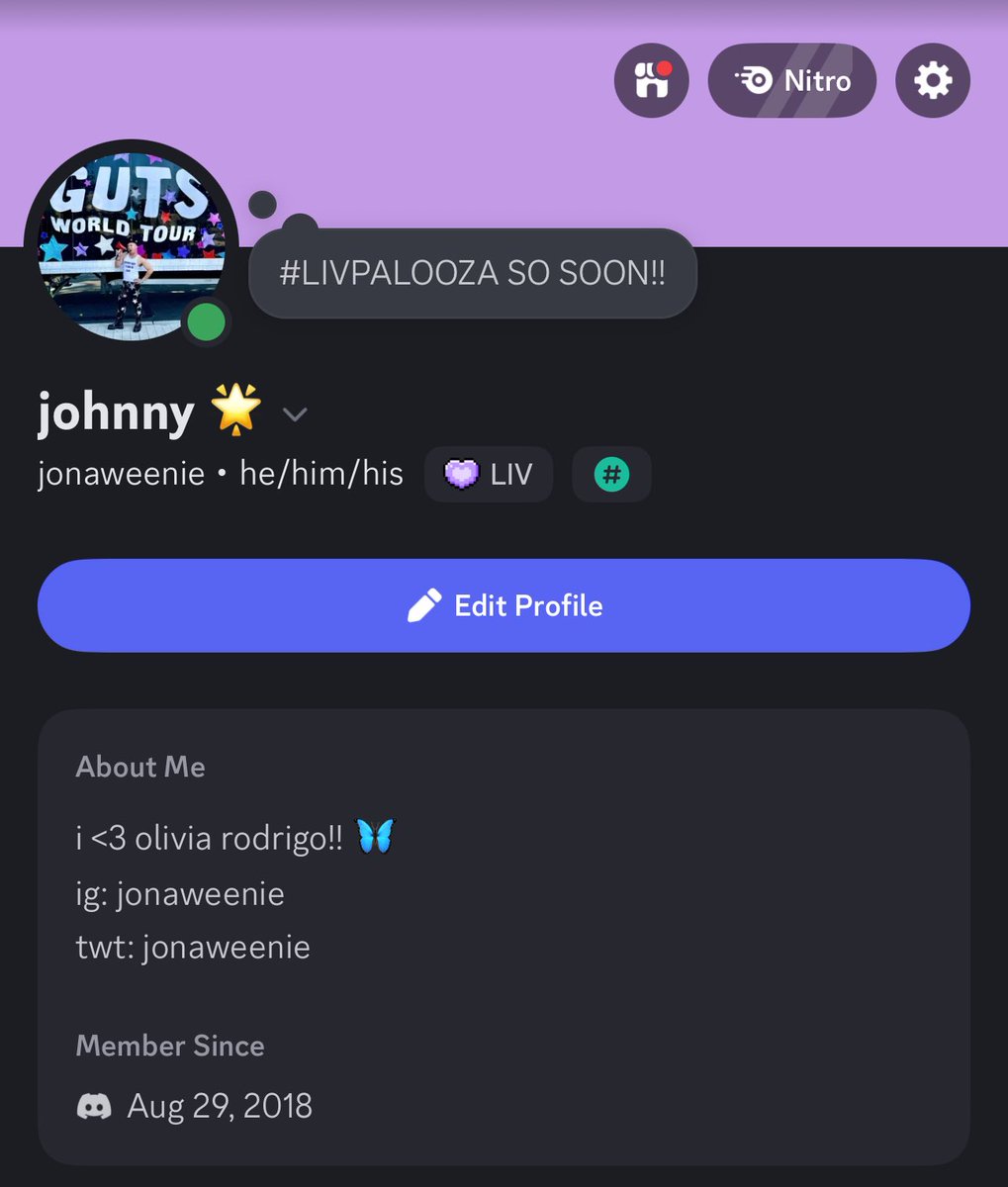 i am a livie first, human second. 🙂‍↕️🙂‍↕️💜