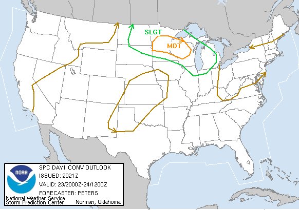 weather_history's tweet image. July 23, 2005:
A compact but fierce derecho trekked from northeast South Dakota to southeast Wisconsin. The line traveled for over 350 miles and had a maximum reported wind gust of 85 mph. The SPC received dozens of reports of fallen trees in Minnesota and Wisconsin.
#wxhistory