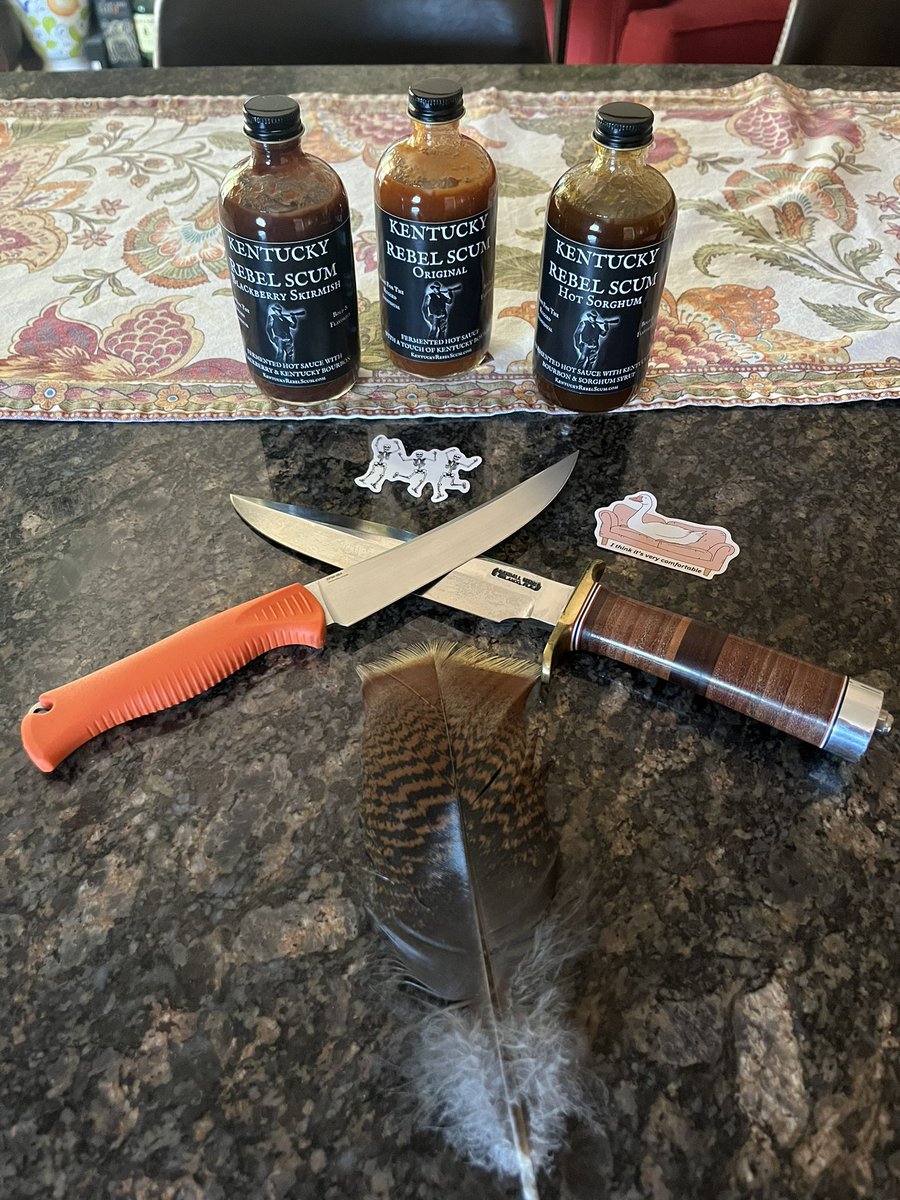 giantswinitall's tweet image. 👀 Happy hump day !!
Look what just showed up on my porch👀@Half_A_Pond @BonafideKRS
Grassy ass !