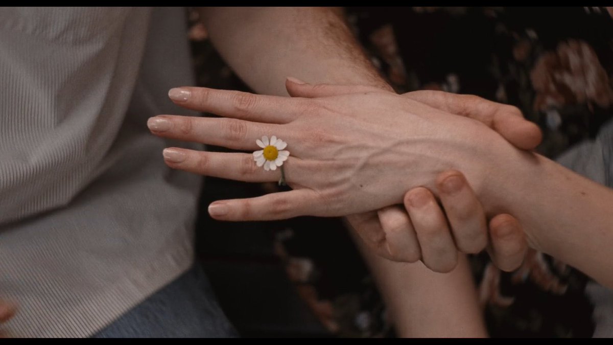 Sutton12Simon's tweet image. Celine song #Materialists might not be as good as past lives but its still so well directed with some beautiful moments especially scenes between the wonderful Dakota Johnson and Chris Evans.