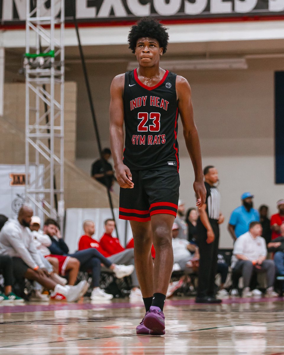 NEWS: 6’7 4⭐️ Ferlandas Wright, one of Kentucky’s top 2027 prospects has received interest from. 

Ball State
PFW
Butler
Belmont 
Little Rock
Hawaii 
WKU

Wright filled the stat sheet, helping Indy Heat 16s win the @nikeeyb Peach Jam Championship.