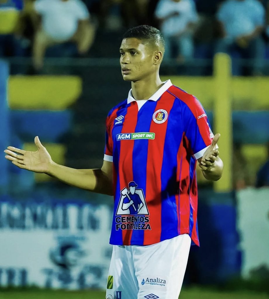 Miguel París (@soymiguelparis) on Twitter photo ¡Actualización sobre la llegada Nahuel Bustos 🇦🇷 a <a href="/SantaFe/">Independiente Santa Fe</a> 🇮🇩!
📌 Las negociaciones con el delantero argentino de 27 años se han complicado para llegar al León 🦁.
🔙 Regresaría al actual campeón Jorge Ramos ⚽️, quien finalizó su préstamo en el exterior.
👀 Todo puede pasar ¡Actualización sobre la llegada Nahuel Bustos 🇦🇷 a <a href="/SantaFe/">Independiente Santa Fe</a> 🇮🇩!
📌 Las negociaciones con el delantero argentino de 27 años se han complicado para llegar al León 🦁.
🔙 Regresaría al actual campeón Jorge Ramos ⚽️, quien finalizó su préstamo en el exterior.
👀 Todo puede pasar