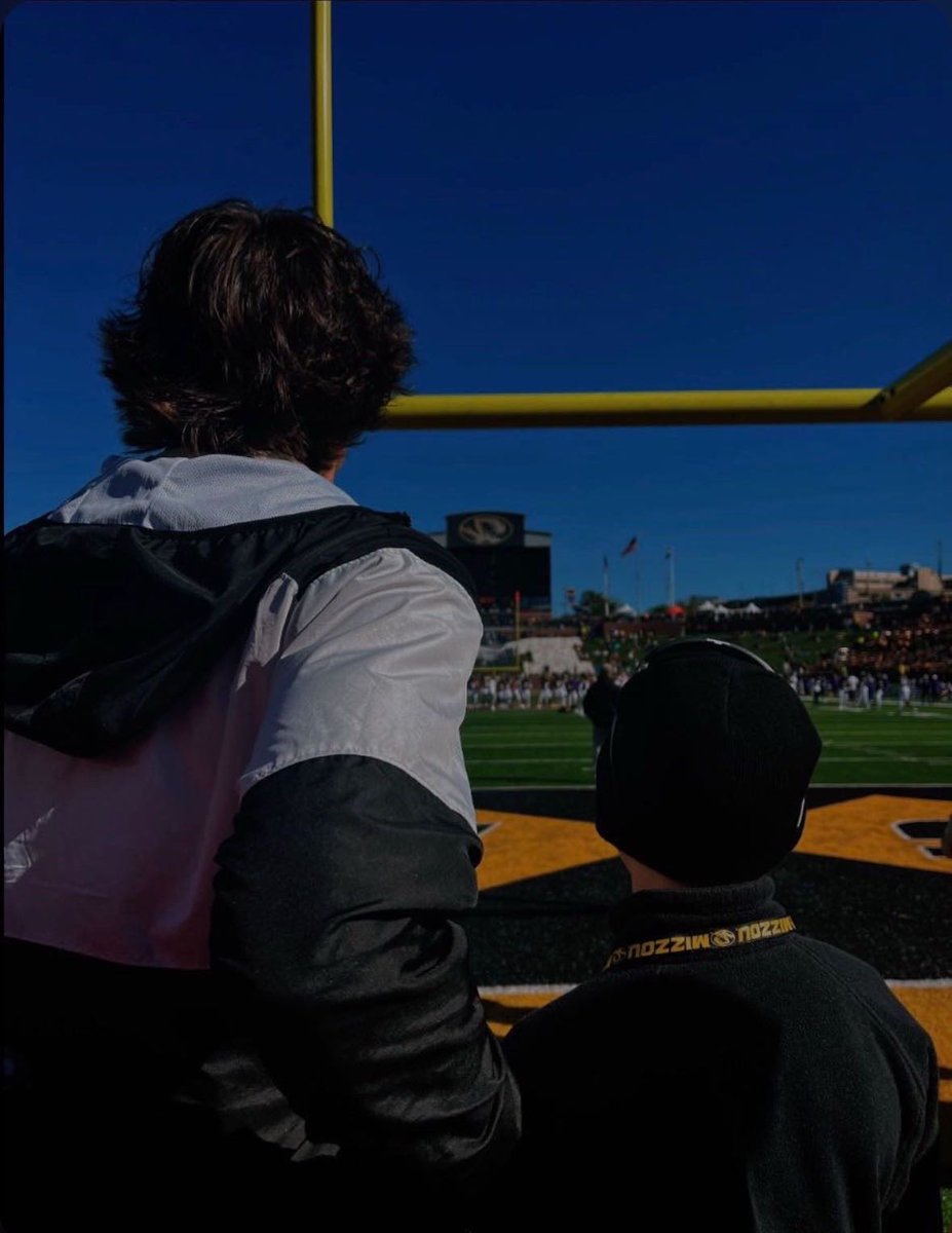 SwainRichie's tweet image. I’m very excited to announce my commitment to further my education and career at the University of Missouri! I’d like to thank everyone who has helped me through this process. Thank you to my family, coaches and teammates for supporting me along the way. #MIZ