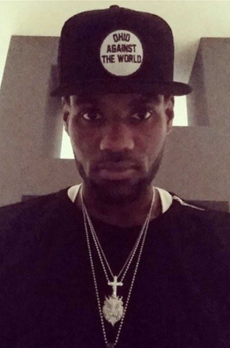 royal84983's tweet image. 2014 finals the bum wasn't this small but season starts he takes a trip to Miami...... The Lance Armstrong of the NBA, how many former players came out already admitting the obvious?