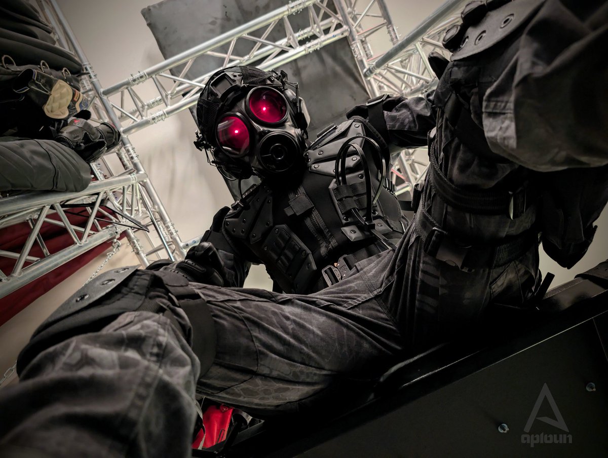 Boots on your chest, breath in my control.