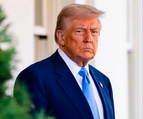 MegaGeopolitics's tweet image. BREAKING:
The US Department of Justice told President Trump in May that his name is in the Epstein Files, per WSJ.