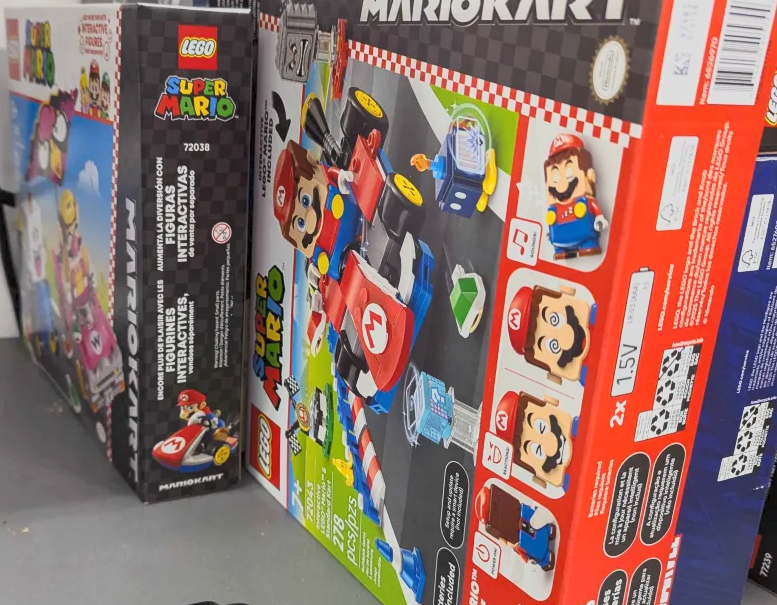 Saw some cool #LEGO sets today.