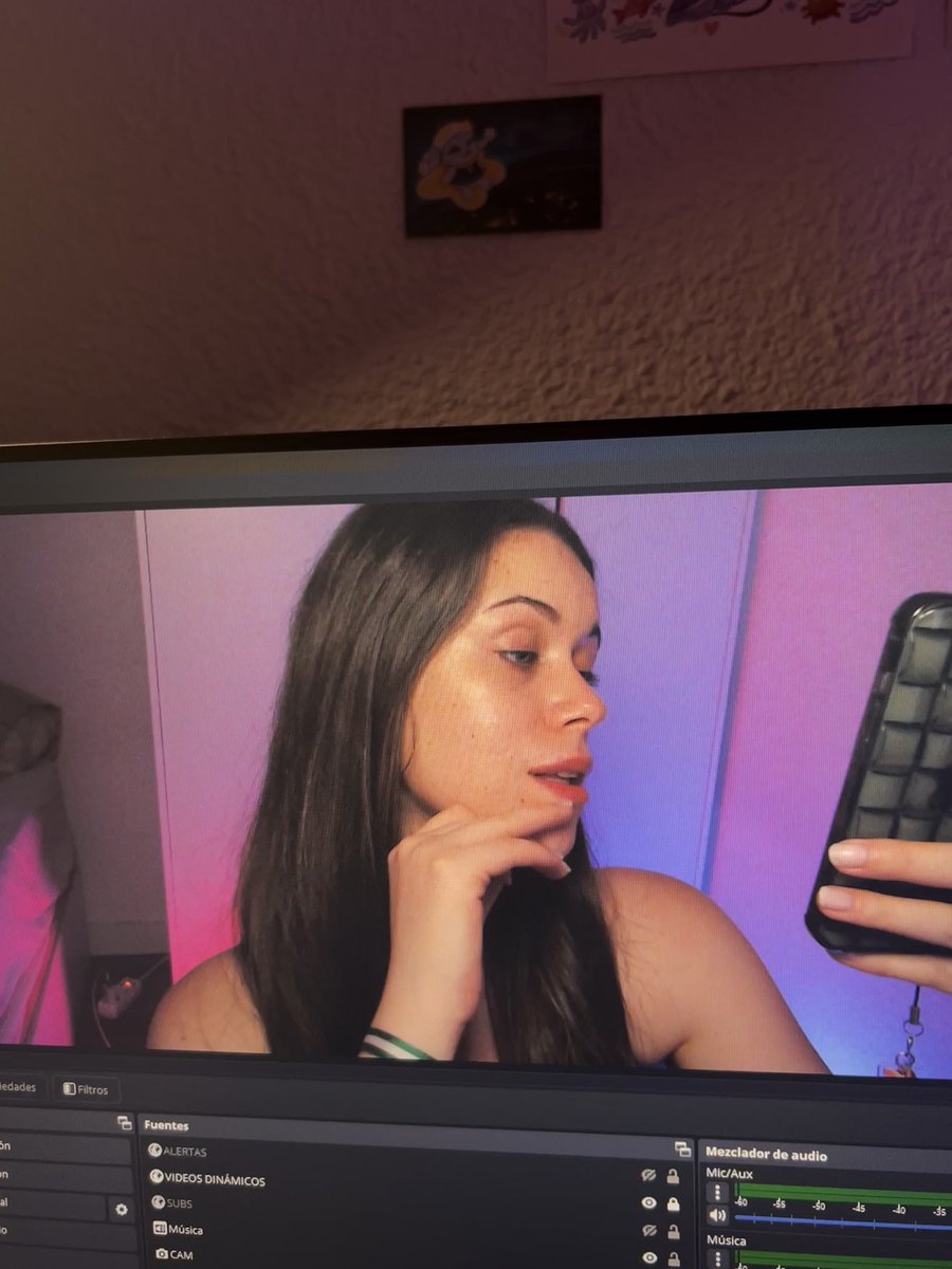 isawelaa's tweet image. toy on ‼️

final de solo levelingggggg