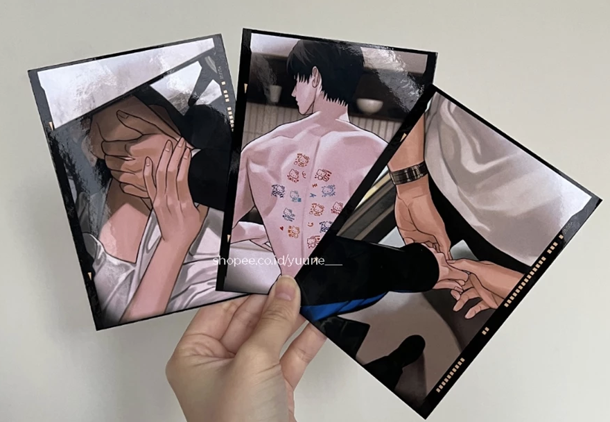 bnharmy's tweet image. [usa go] @yuune___ love and deepspace goods
🌊 price: $4.00-$12.00
🌊 items: prints, keychains, hat, id holder
🌊 deadline: june 24 8:00 pm cst

form: forms.gle/f2FBHUMd1vv1zs…