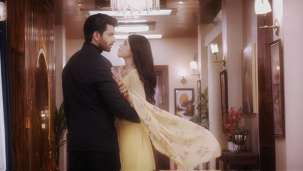 divavalestappen's tweet image. #KUMKUMBHAGYA #PRASHIV EDITS