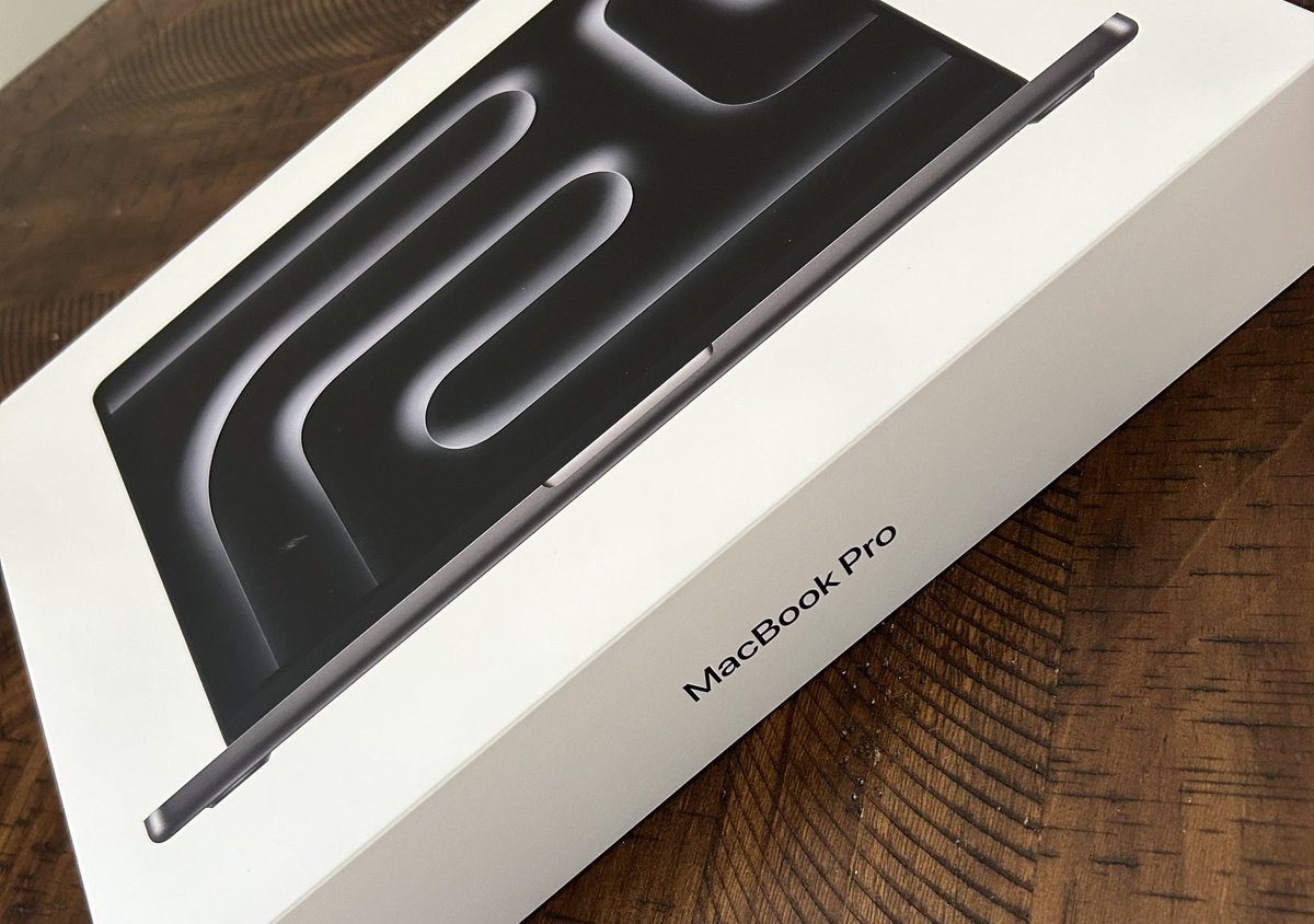 HalcyonTrader1's tweet image. 👀 Well WELL well… what do we have HERE!!
💻 This could be YOURS… this could be ANYONE’S 😏
🎁 MacBook Pro GIVEAWAY is LIVE now thru Aug 9th!!
✨ Every POINT = 1 ENTRY 🎟️
🛍️ Every PURCHASE = MORE POINTS = MORE CHANCES 🔥
+ WIN a 💸 1 MILLION Ultra account to trade as well😎…