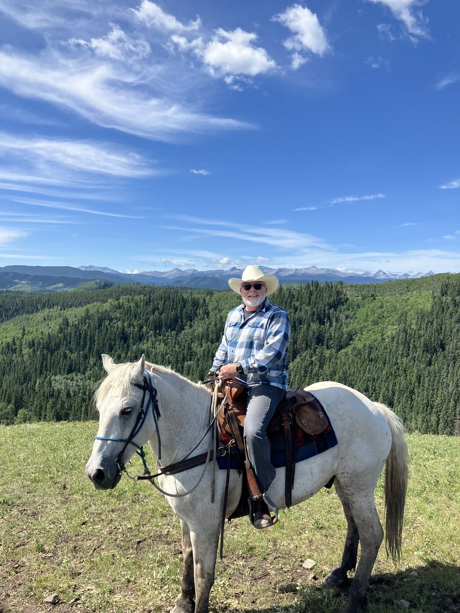 I love Calgary: this morning I was on a 2-hour trail ride at Anchor D near Turner Valley, and at the store for my 3pm shift!