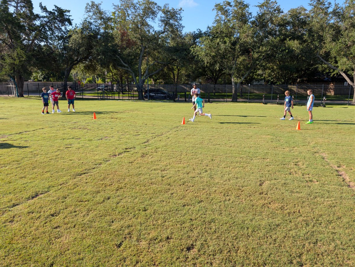 MHSFootball25's tweet image. Future Mustangs putting in work!!!
#TheStandard