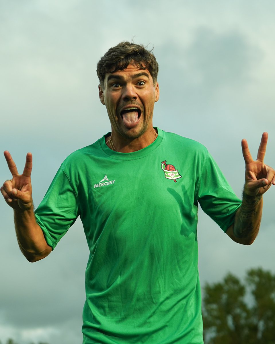 Mucho trabajo, mucho cansancio, muchas carreras...pero siempre con una sonrisa! 😁

¡𝐕𝐚𝐦𝐨𝐬 𝐕𝐢𝐦𝐞! 💚