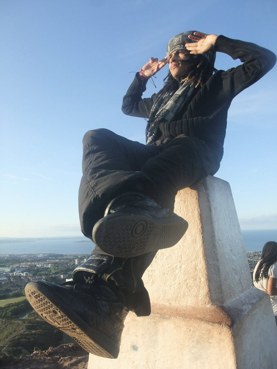 CJ808 (@gostupidcj) on Twitter photo 